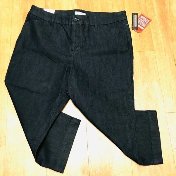 St John's Bay Secretly Slender Capri Classic Fit NWT - Picture 1 of 15